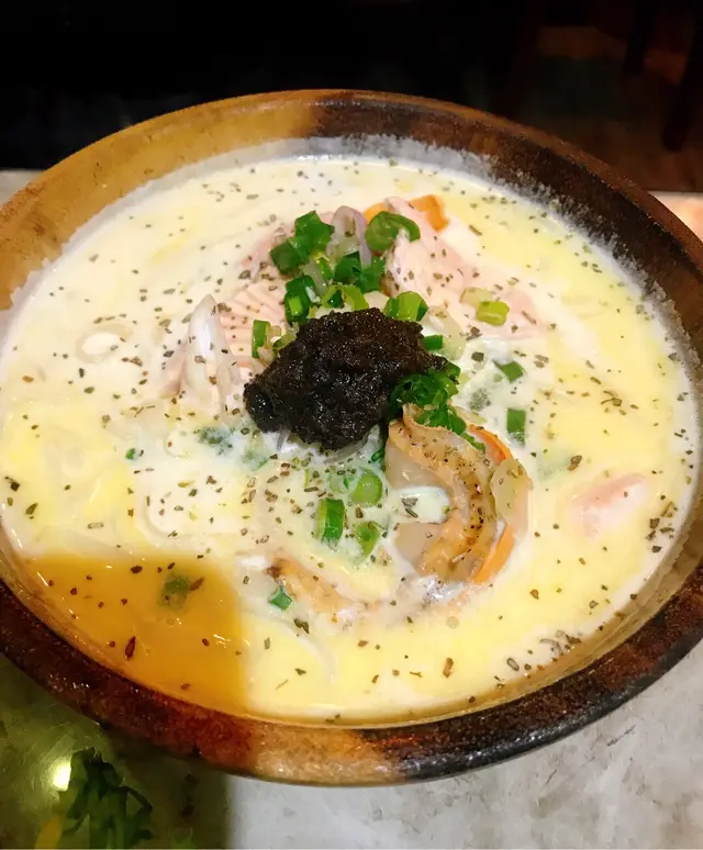 黑松露忌廉海鮮烏冬