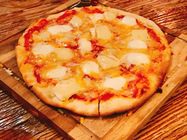 芝士五重奏薄餅