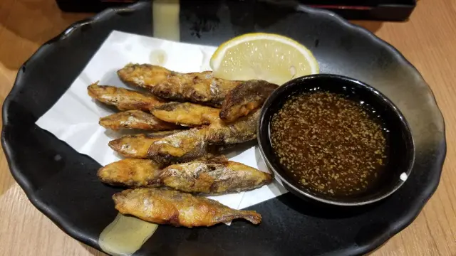 大家睇下兩碟有咩分別？