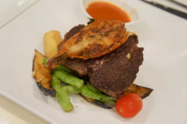 意大利牛柳拼威尼斯大蝦