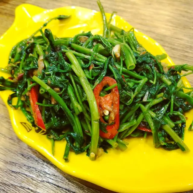 泰式馬拉盞炒通菜