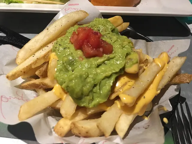 牛油果醬芝士薯條