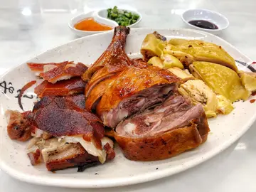 乳豬、燒鵝、雞飯