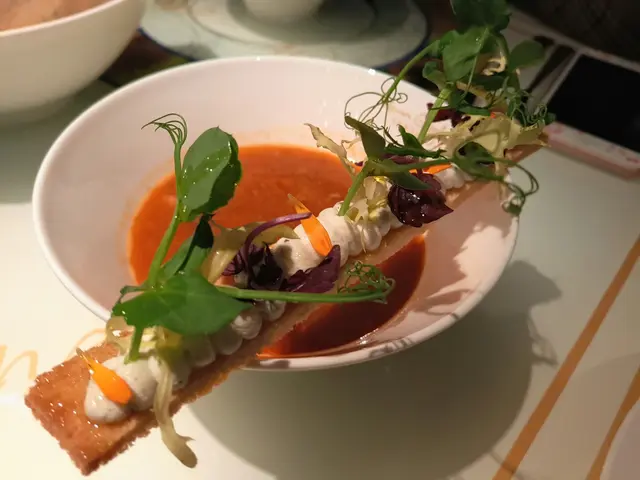 680套餐跟汤荷兰青豆烟熏火腿汤