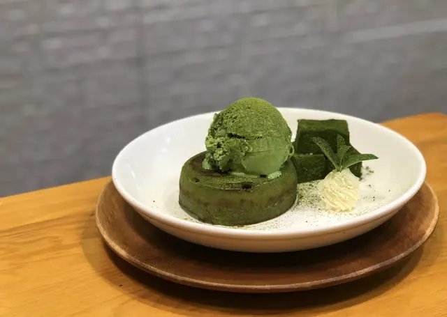 日式蕨餅抹茶心太軟伴抹茶雪糕