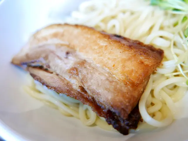 豚骨魚介味玉沾麵