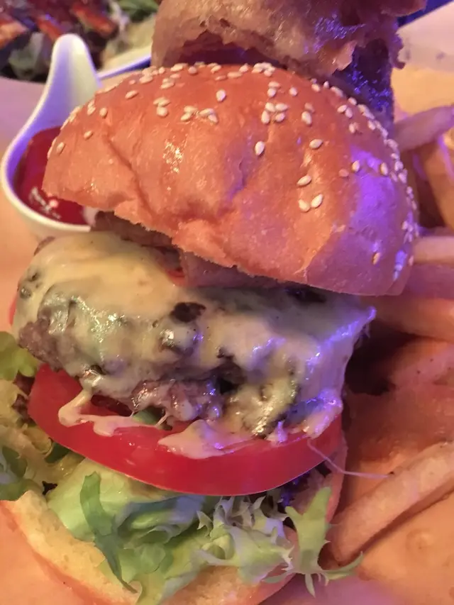 大大塊漢堡👍🏻