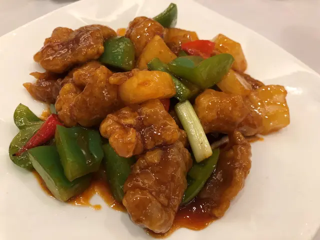菠蘿咕嚕肉