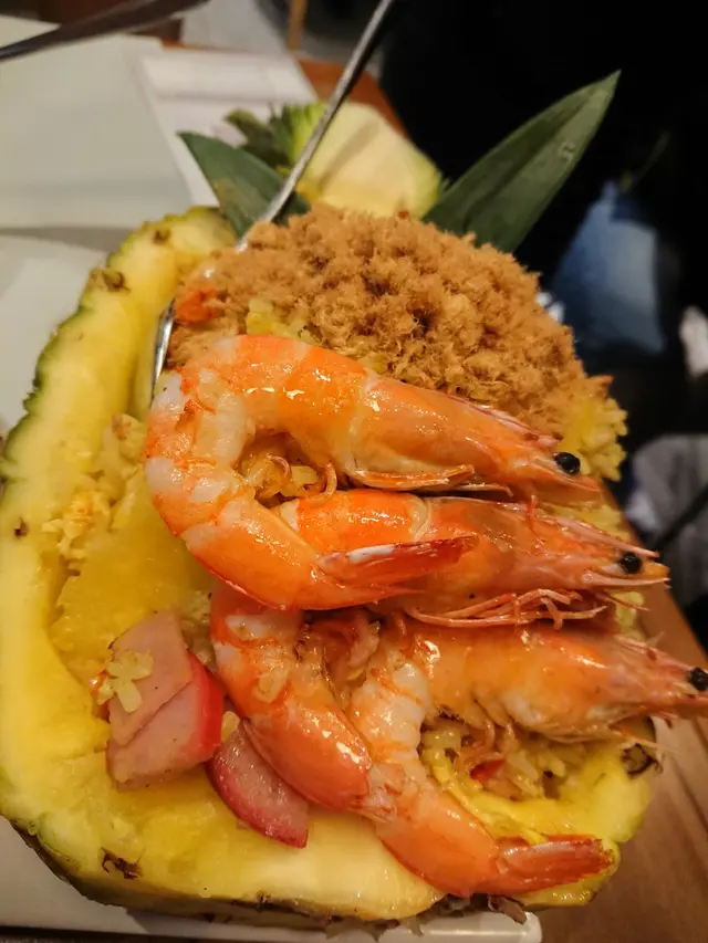 大蝦菠蘿炒飯