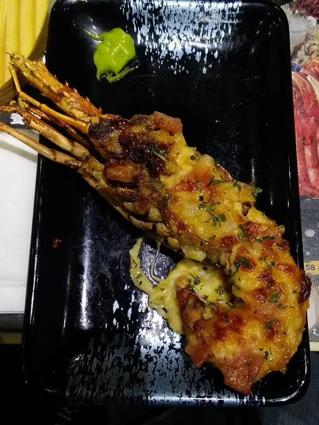 芝士龍蝦黃金沙律船