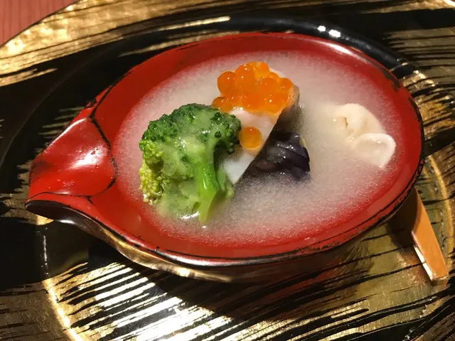 賣相一般,嗰個白色唔知係汁定係湯有魚腥味