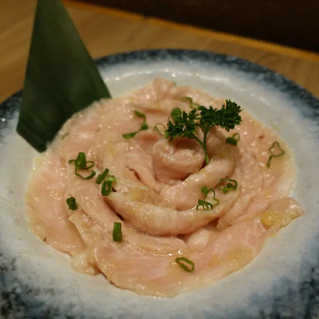 岩鹽青檸燒豬頸肉