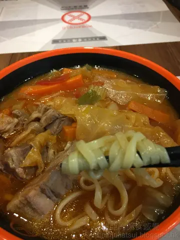 牛腩罗宋汤扁面