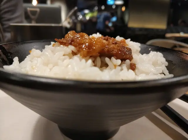 滷肉雖然只係一小匙,但搭配小食絕對對得起個價錢,份量亦足夠。