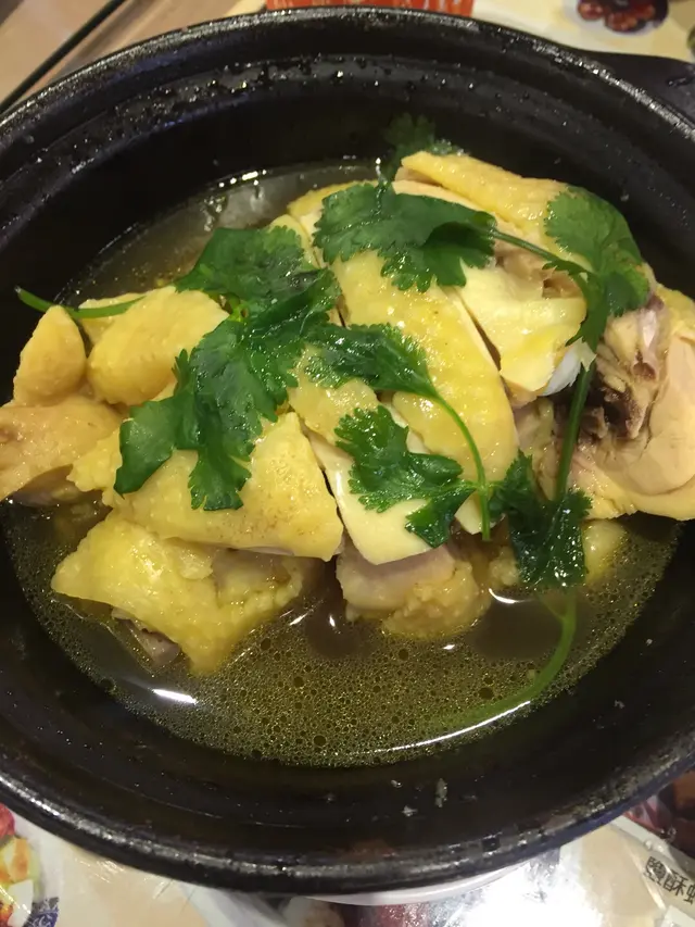 香茜酒煮雞