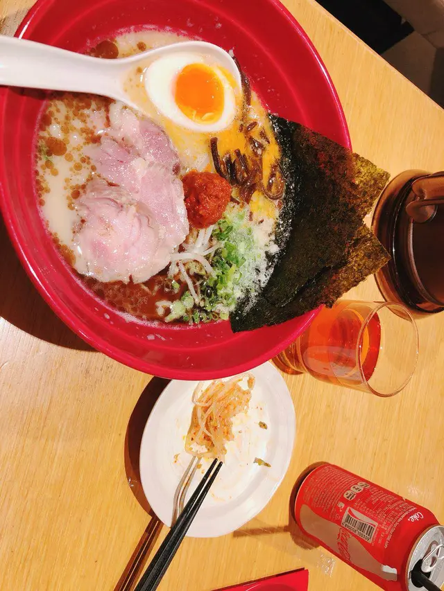 每次都忍唔住重拾舊歡