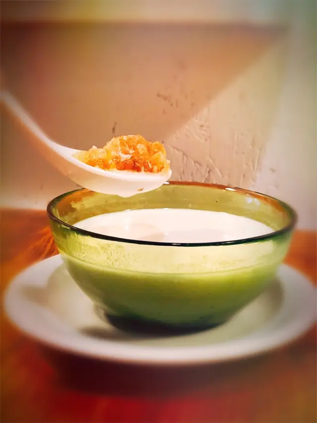 桃膠椰香紅棗桂圓露 