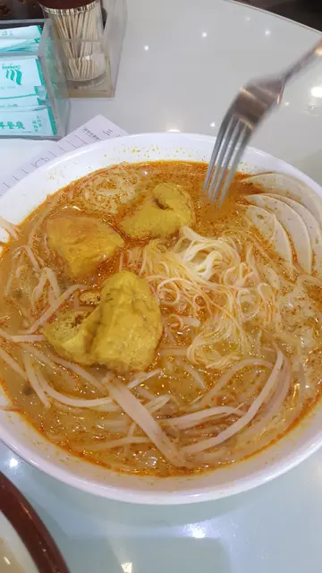 喇沙 扎肉 米粉