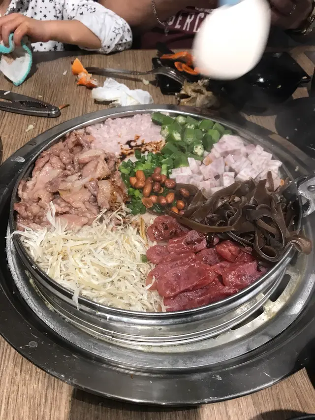 自選配料，食唔晒歡迎外賣拎走