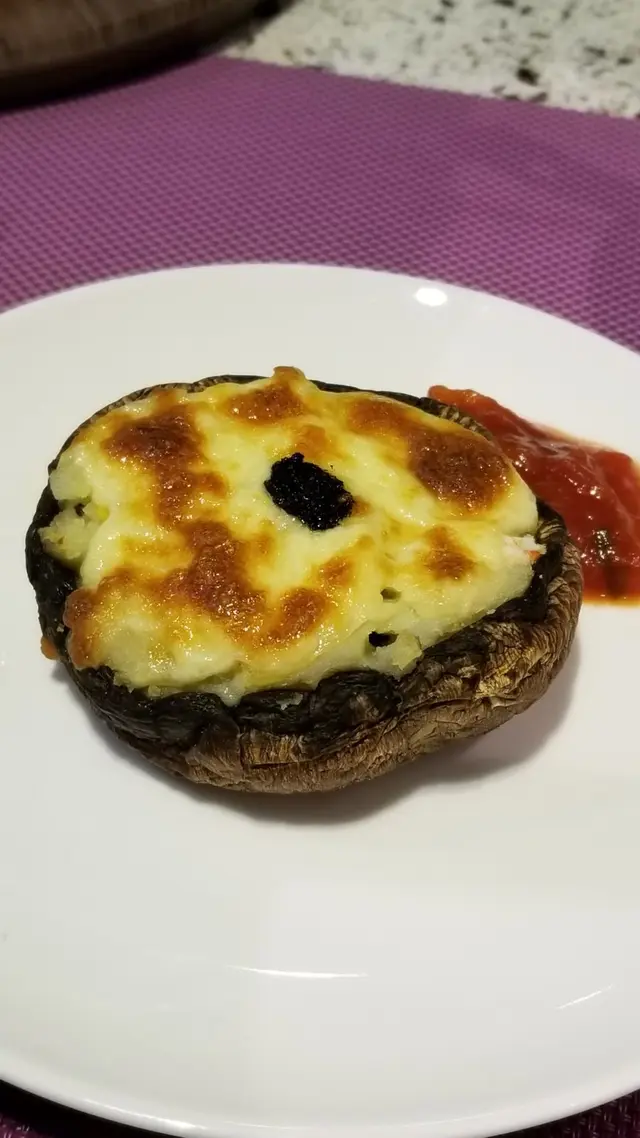 
啲菇好大隻好厚身