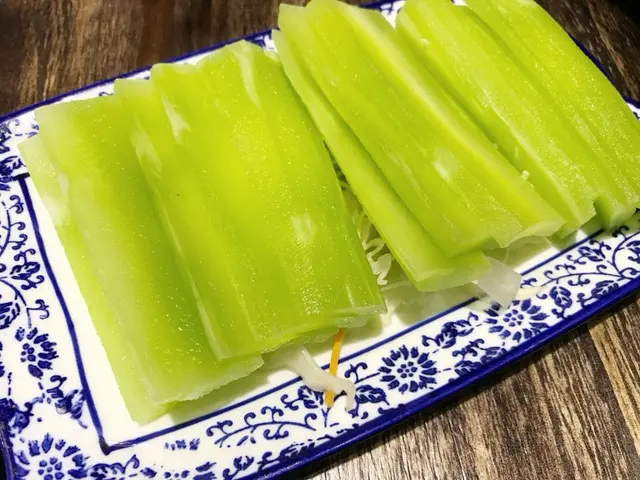 窩荀 