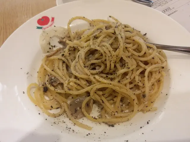 又乾又硬又冇黑松露味，冇菇味，只得意粉味