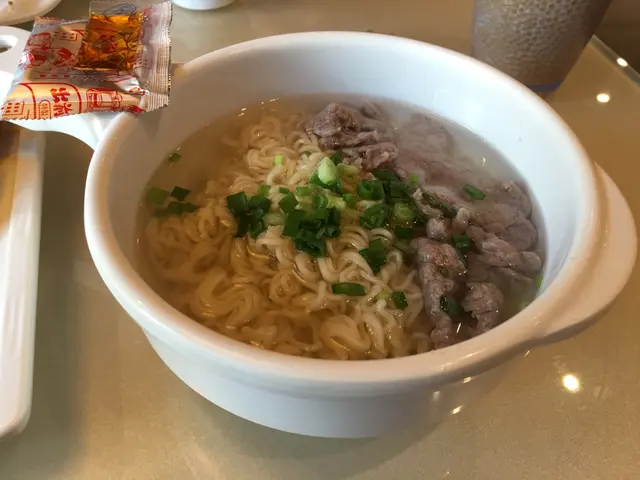 金記1967套餐 - 鮮牛肉通粉配煎雙蛋跟牛油多士