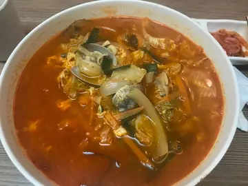 韩式海鲜手打面