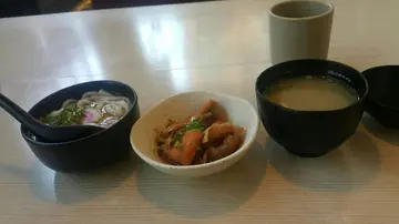壽司set ~ 烏冬，前菜+麵豉湯