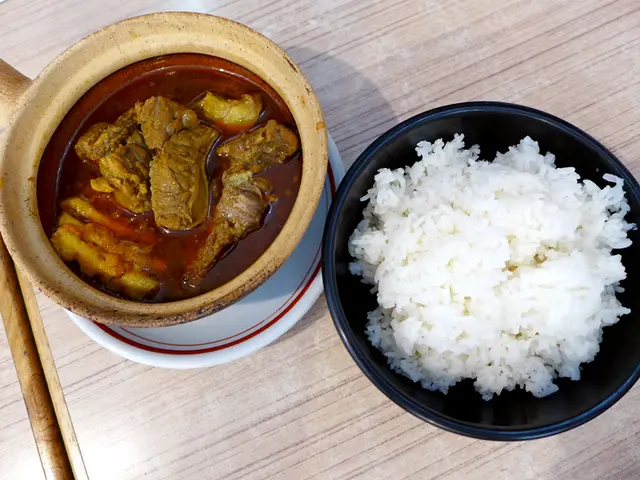 辣咖喱牛腩飯 