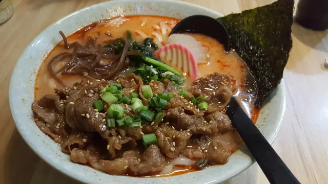 <<赤>>日式醬燒肥牛烏冬