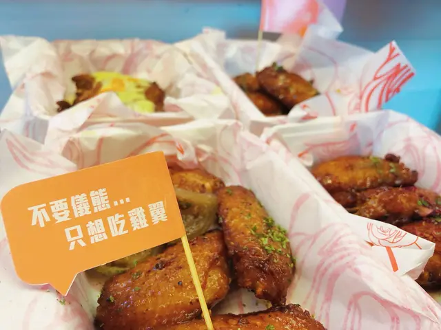 說得對!做咩成日都要顧儀態咁拘謹