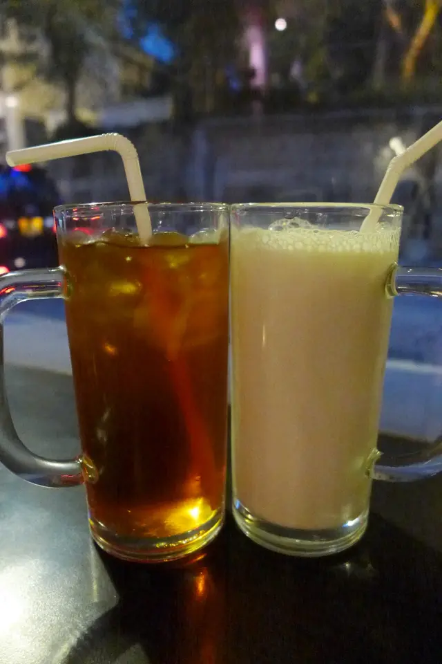 Peach Iced Tea & Iced Almond Milk