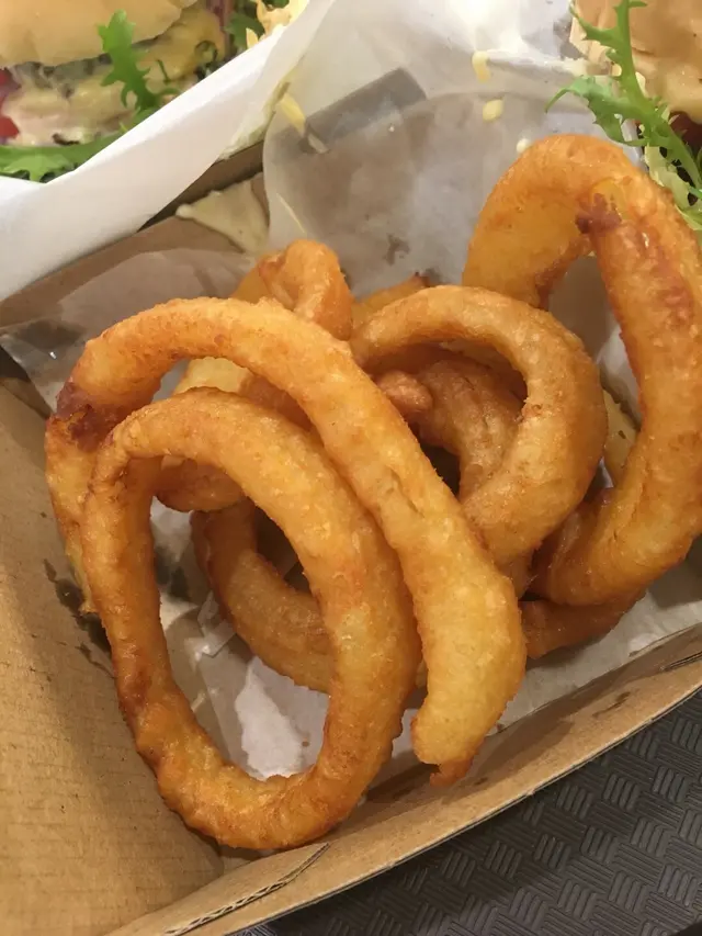 另加$15配小食及飲品或湯