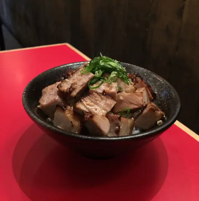 細叉燒丼