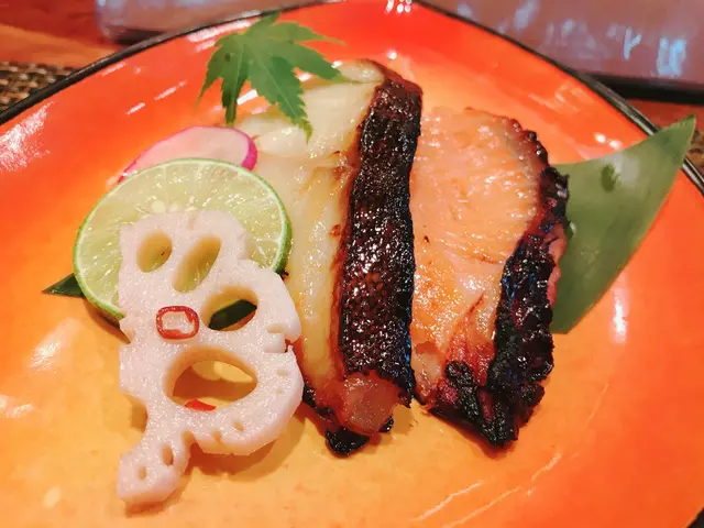 鱈魚及三文魚西京燒