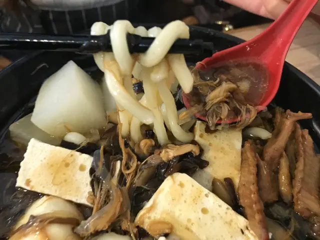 雞絲碗仔翅湯底(配一麵底)