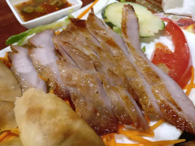 細泰式小食拼盤-豬頸肉