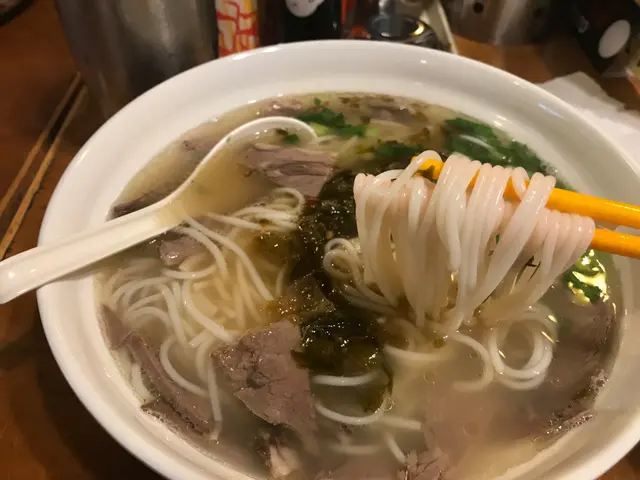羊肉酸辣細碗