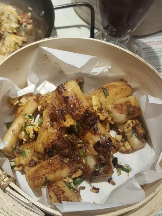 籠仔XO醬炒腸粉