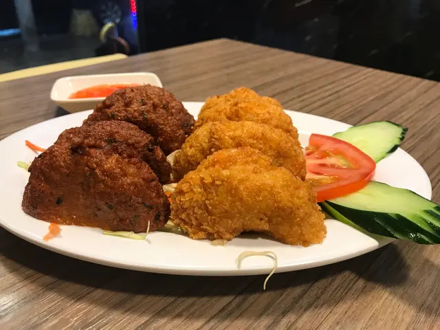 蝦餅拼魚餅