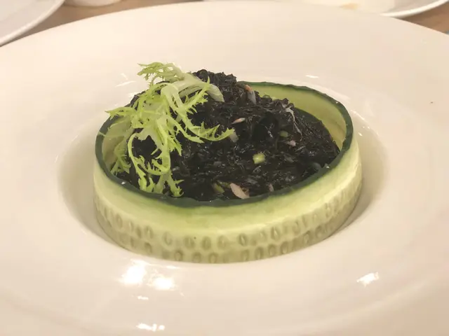 蝦苗拌頭水紫菜