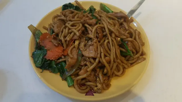 泰式乾炒魚麵(豬)