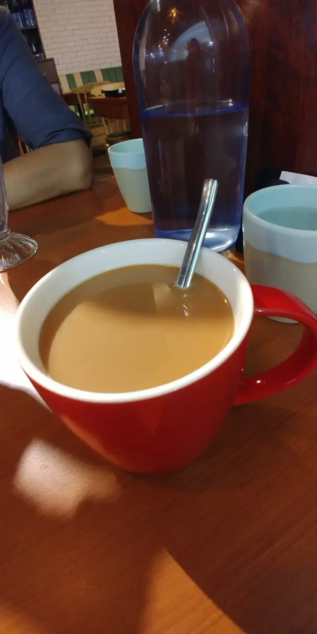 奶茶底好香，無飲錯應該係百爵奶茶味。