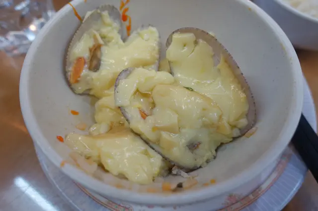 蒸水蛋加了花甲，鮮味無比！