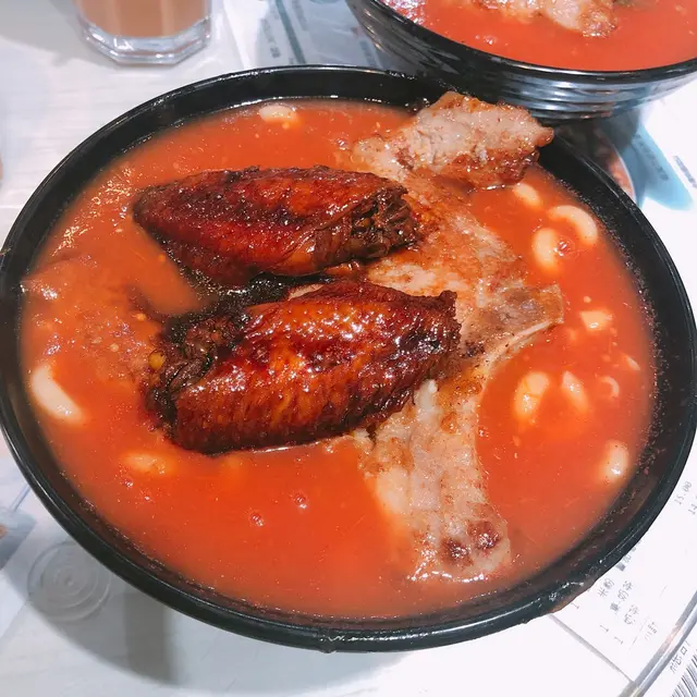 蕃茄雞翼豬扒通