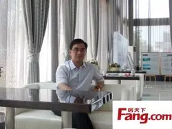 Dr Yuen