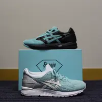 Sneaker Addict