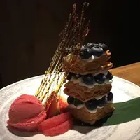 葉上的一條魚