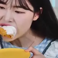 hungryhungrygirl